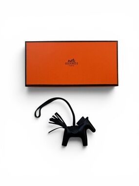 Hermès So Black Rodeo PM Bag Charm with Box (492+ 5-star reviews)